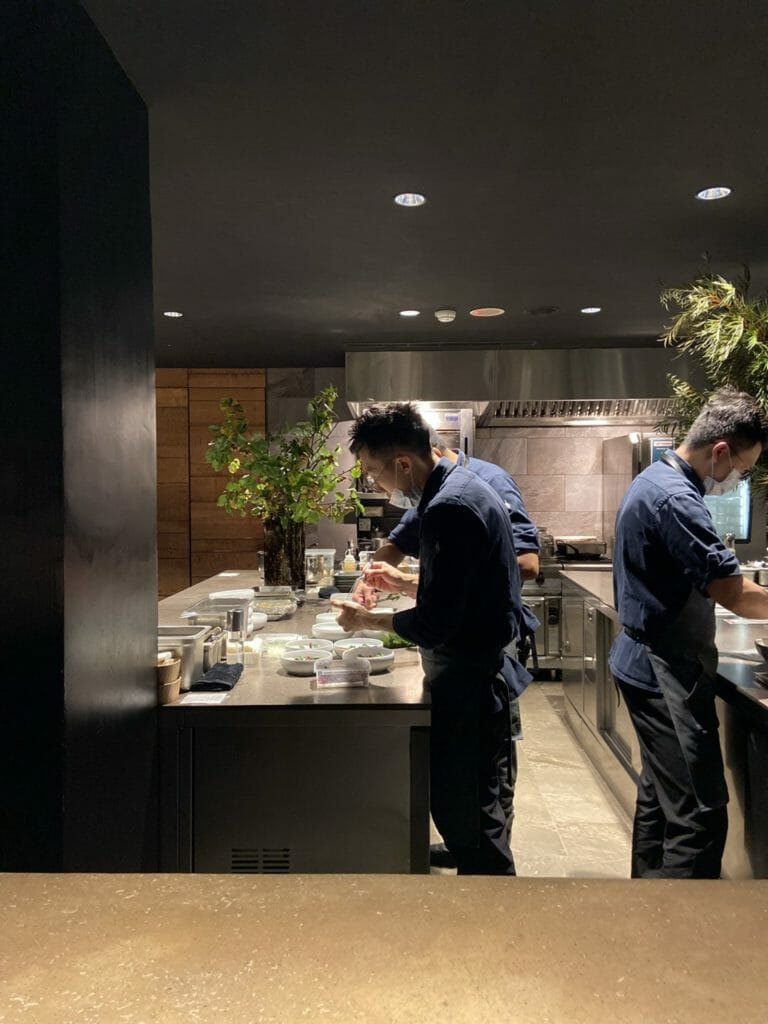【Logy】台北米其林二星餐廳。日本主廚融合台灣特色的創意法式料理 – 亞洲50大最佳餐廳 97