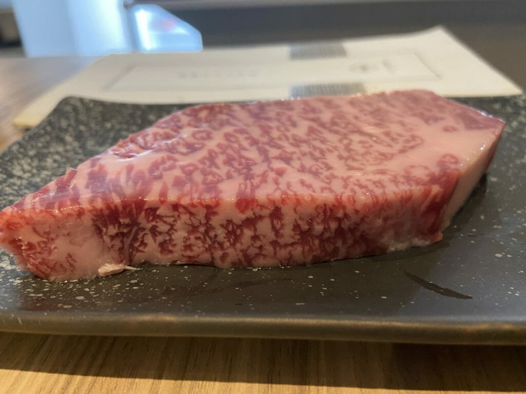 台北大安-燒肉「路易奇電力公司」自己烤肉只要半價，平價就能吃到頂級燒肉! A5和牛任你吃? 36