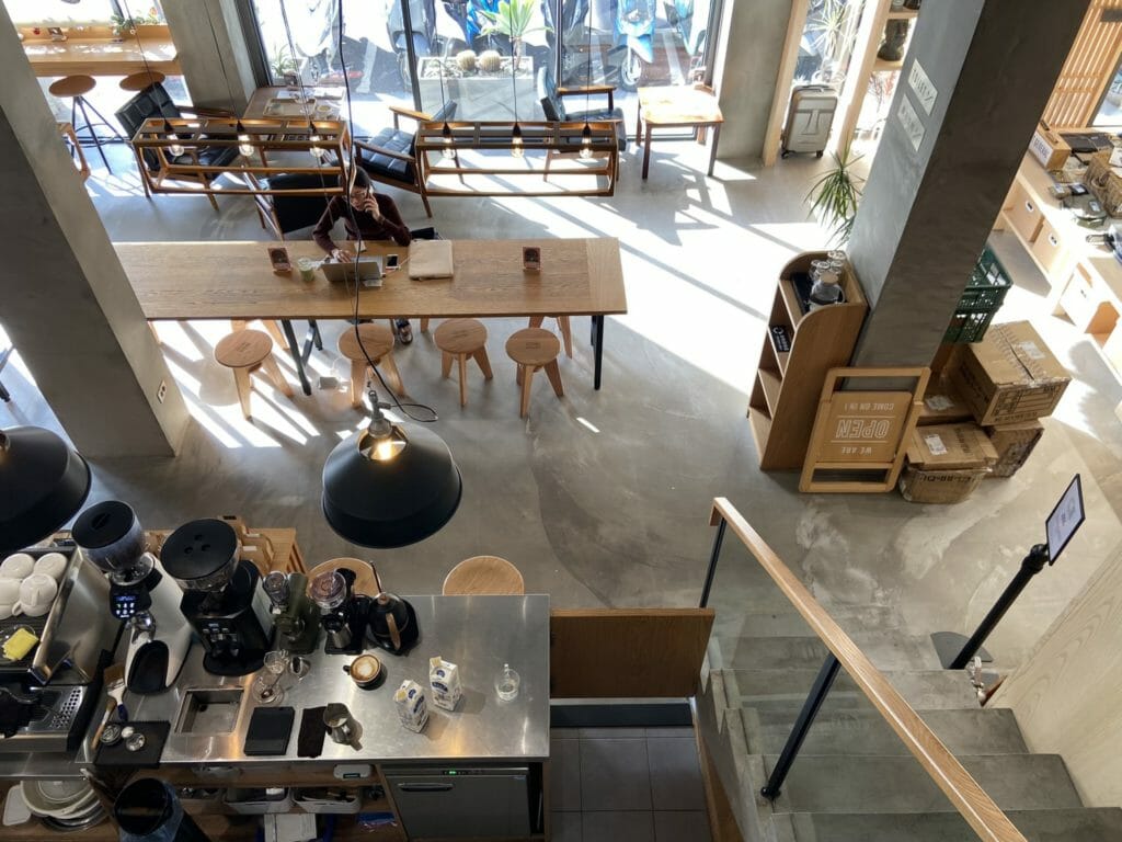 Zeller coffee 宅樂咖啡–台中南屯店 不限時有插座咖啡廳 日本設計團隊 雙層高質感系咖啡廳 12
