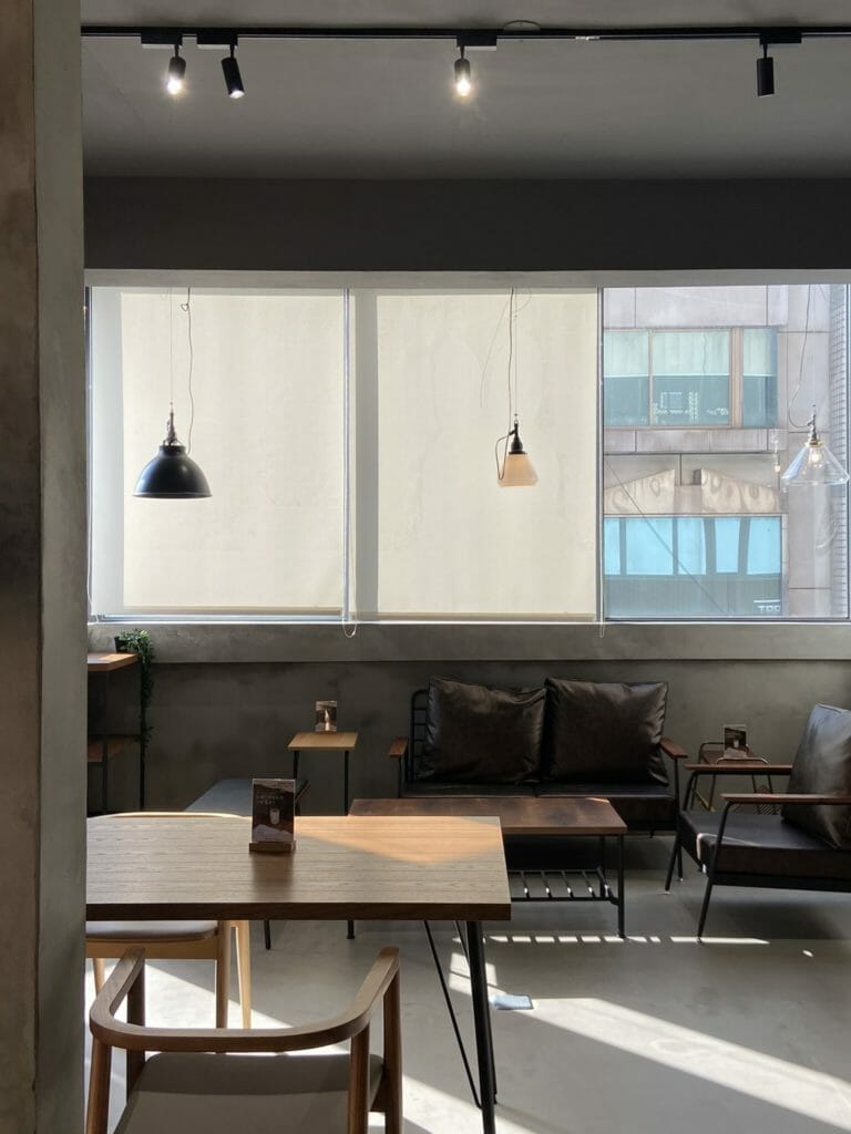Zeller coffee 宅樂咖啡–台中南屯店 不限時有插座咖啡廳 日本設計團隊 雙層高質感系咖啡廳 16