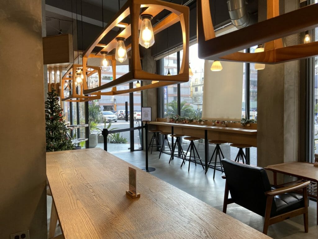 Zeller coffee 宅樂咖啡–台中南屯店 不限時有插座咖啡廳 日本設計團隊 雙層高質感系咖啡廳 23