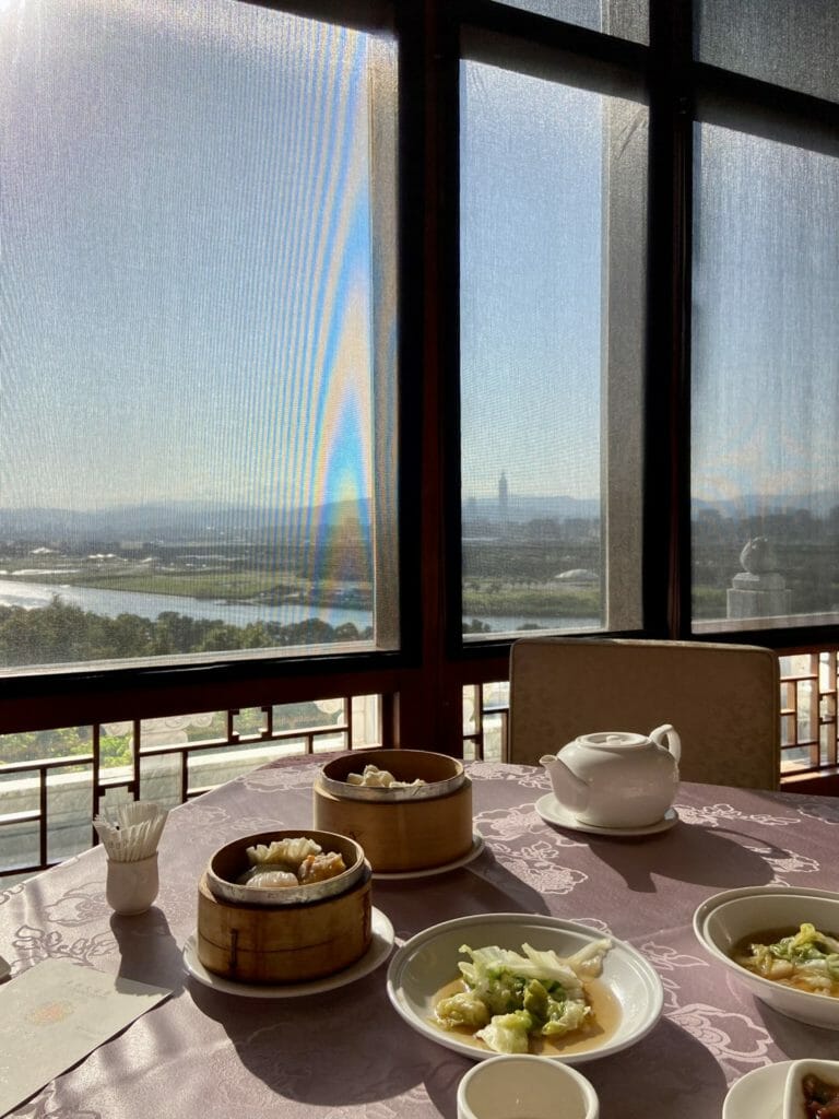 圓山大飯店-雙人金龍廳早茶套餐! 台北最美景觀港式早茶，金龍廳港式早茶 30