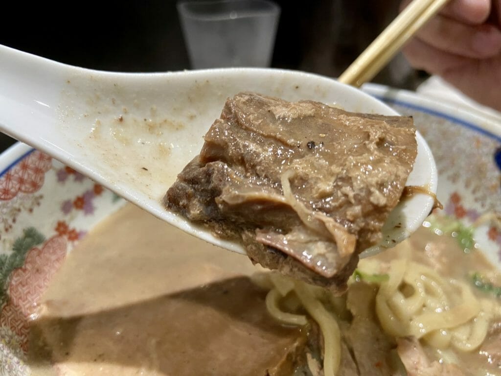 【烹星】勝王拉麵中央廚房!必點巨大蟹肉棒、鮑魚，台北必吃乾物系清湯拉麵 16